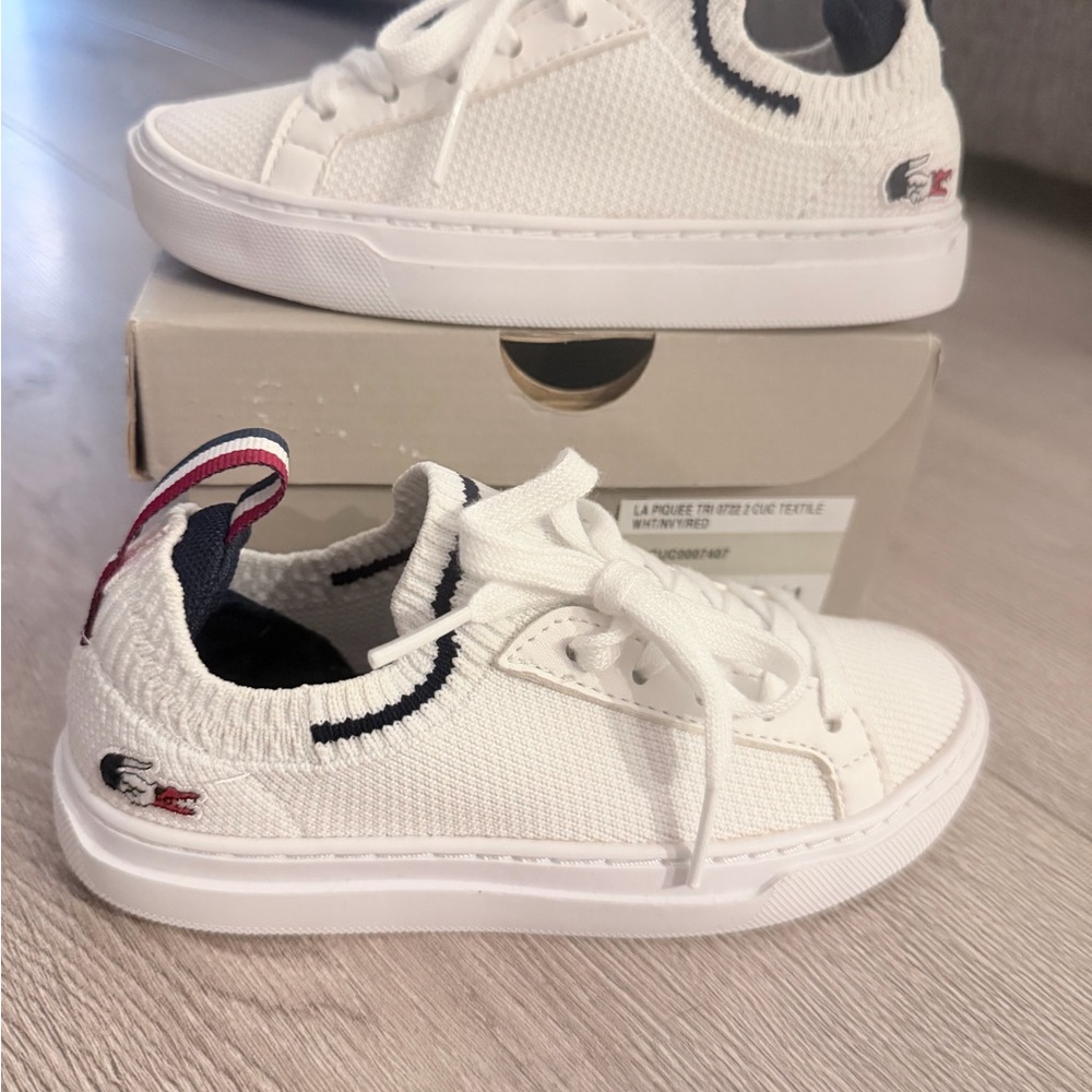 Lacoste Kids brand new Unisex size 11 White Sneakers, logo accent
